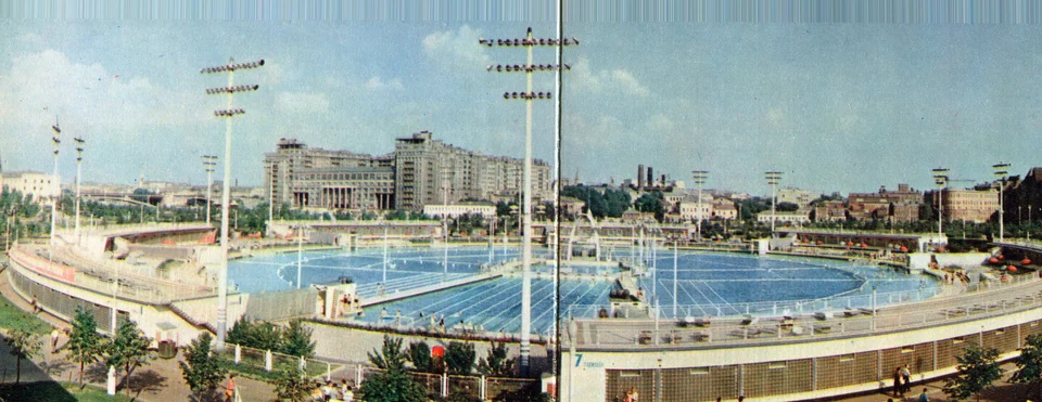 Russian Bloc — Totalitarian urbanism — image 17 of 45, Retrofuturisme archive